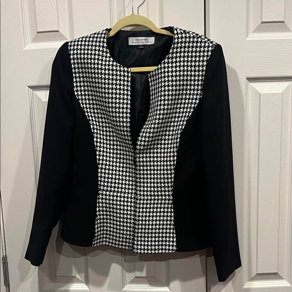 Tahari ASL Black and White Houndstooth Ponte Blazer